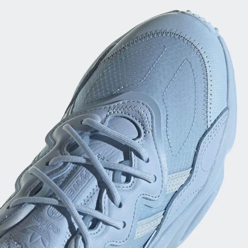 adidas OZWEEGO Clear Sky / Clear Sky / Halo Blue (HQ8863)
