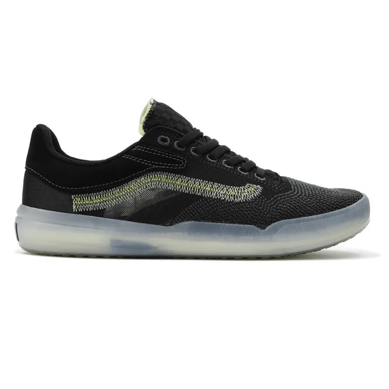 VANS Ultimatewaffle Exp Zwart (VN0A7Q5UBMA)