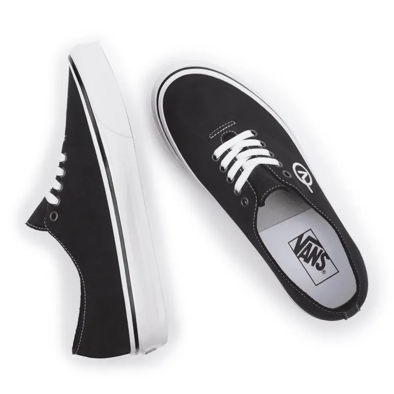 VANS Anaheim Factory Authentic One Piece Dx Zwart (VN0005UCBLA)