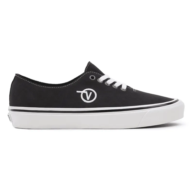 VANS Anaheim Factory Authentic One Piece Dx Zwart (VN0005UCBLA)