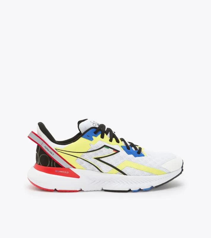 Diadora Mythos Blushield Volo 3 White / Black / Yellow Fluo (101.179090_C0008)