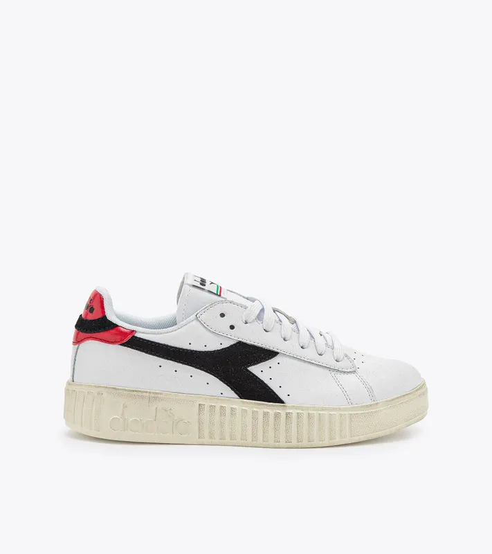 Diadora Game Step Premium Wax White / Black (501.179571_C0351)
