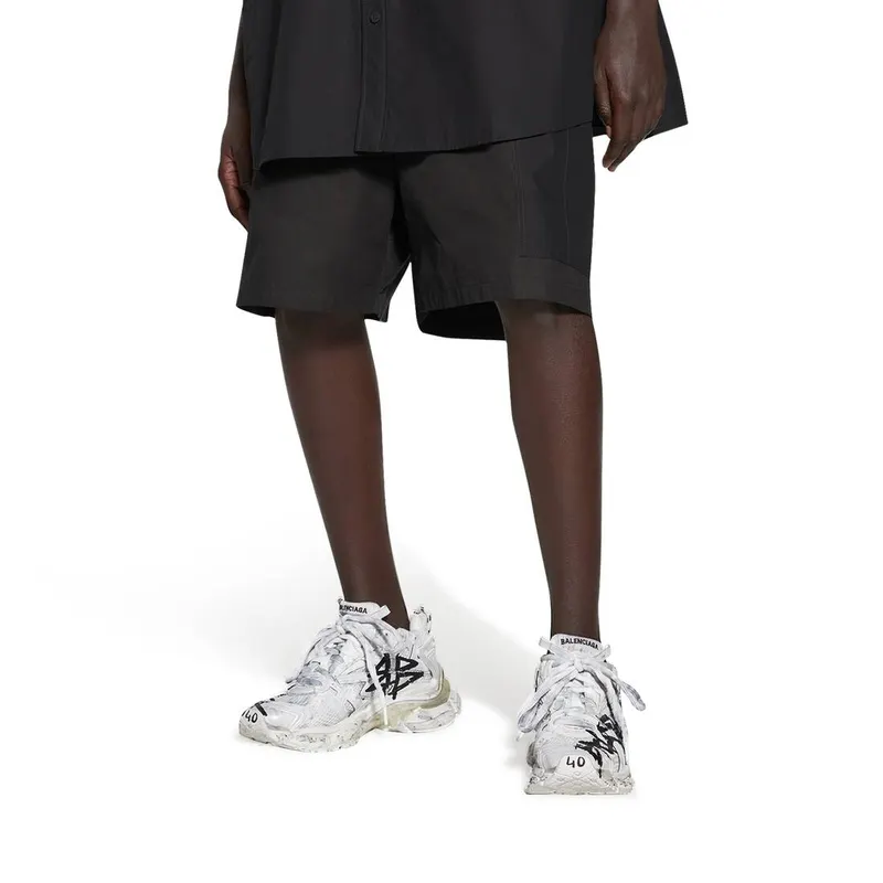 Balenciaga Runner Graffiti Trainers White (677403W3RBQ9010)