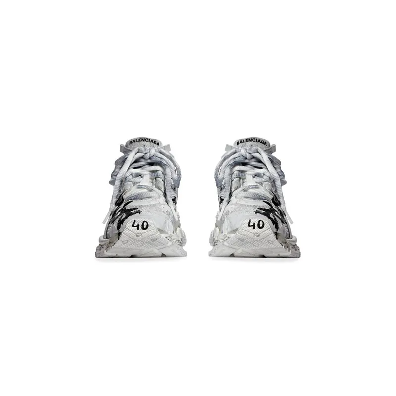 Balenciaga Runner Graffiti Trainers White (677403W3RBQ9010)