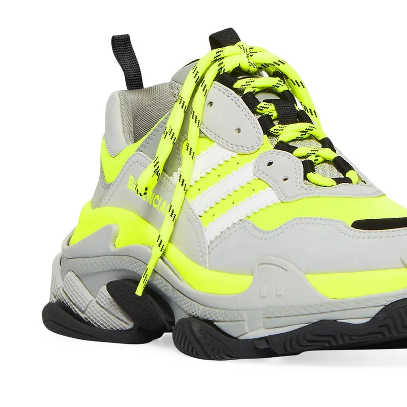 Balenciaga Balenciaga / Adidas Triple S Trainers Fluo Yellow (712821W2ZB57512)