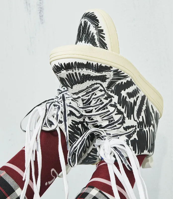 Veja V-15 LEATHER VEJA X MARNI FULL BLACK (VQ0203067A)