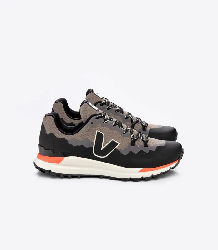 Veja FITZ ROY TREK SHELL BASALTE BLACK (FR2303206A)
