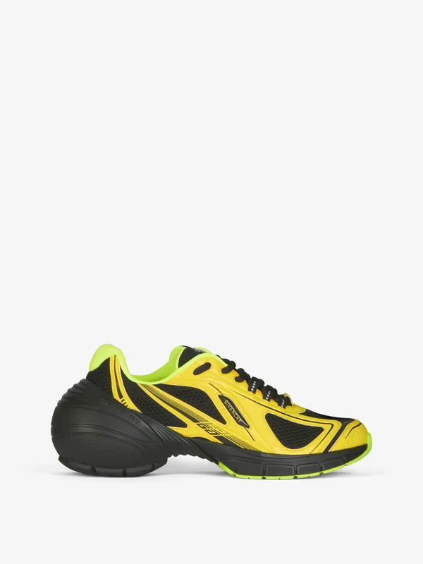 Givenchy TK-MX Runner sneakers in mesh (BH008MH1FH-739)