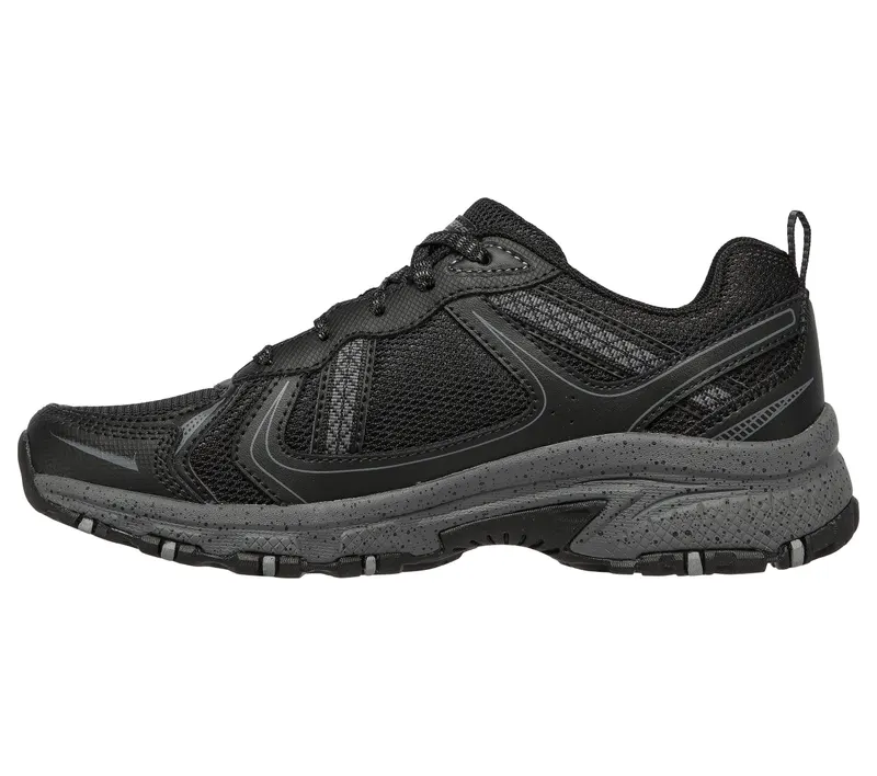 Skechers Hillcrest – Vast Adventure – Zwart / Houtskool (149820-BKCC)