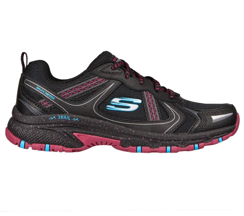 Skechers Hillcrest – Vast Adventure – Zwart / Purper (149820-BKPR)