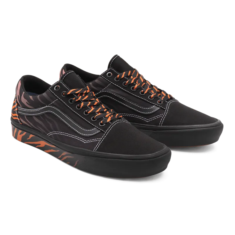 VANS Vans X Project Cat Comfycush Old Skool Zwart (VN0A5DYC9KH)