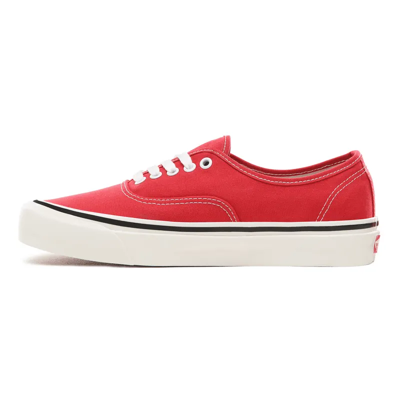VANS Anaheim Factory Authentic 44 Dx Rood (VN0A38ENMR9)