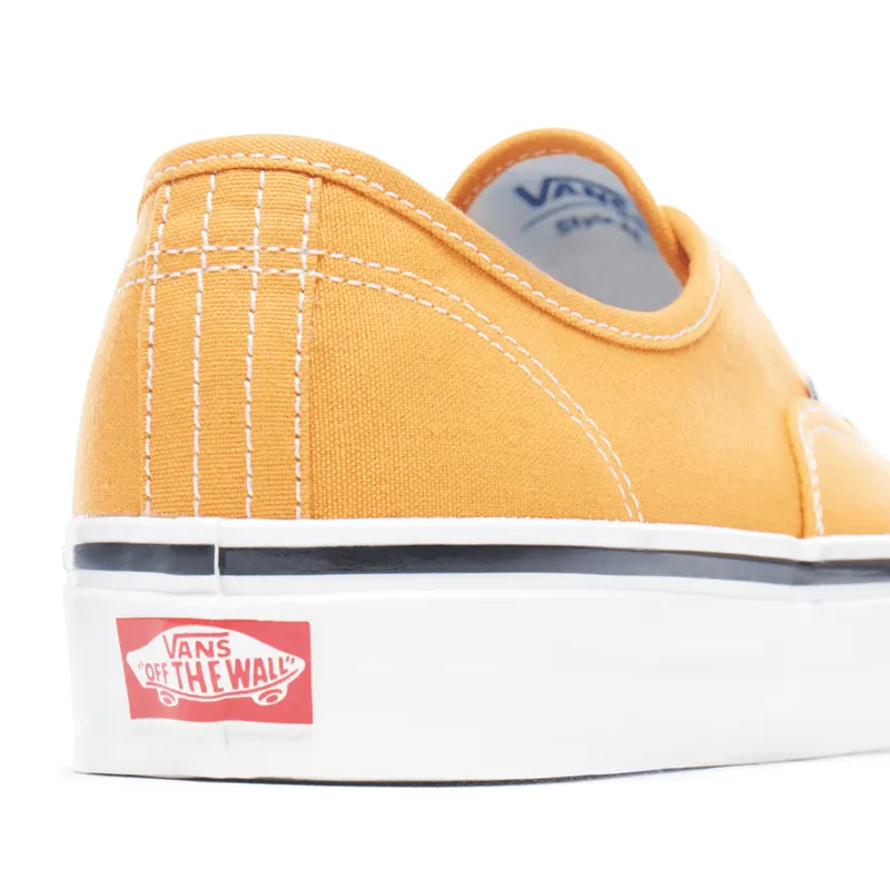 VANS Anaheim Factory Authentic 44 Dx Geel (VN0A38ENQA7)
