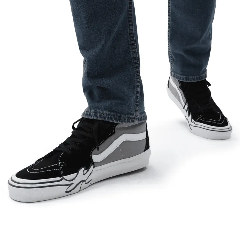 VANS Sk8-hi Flame Grijs (VN0005UJBGF)