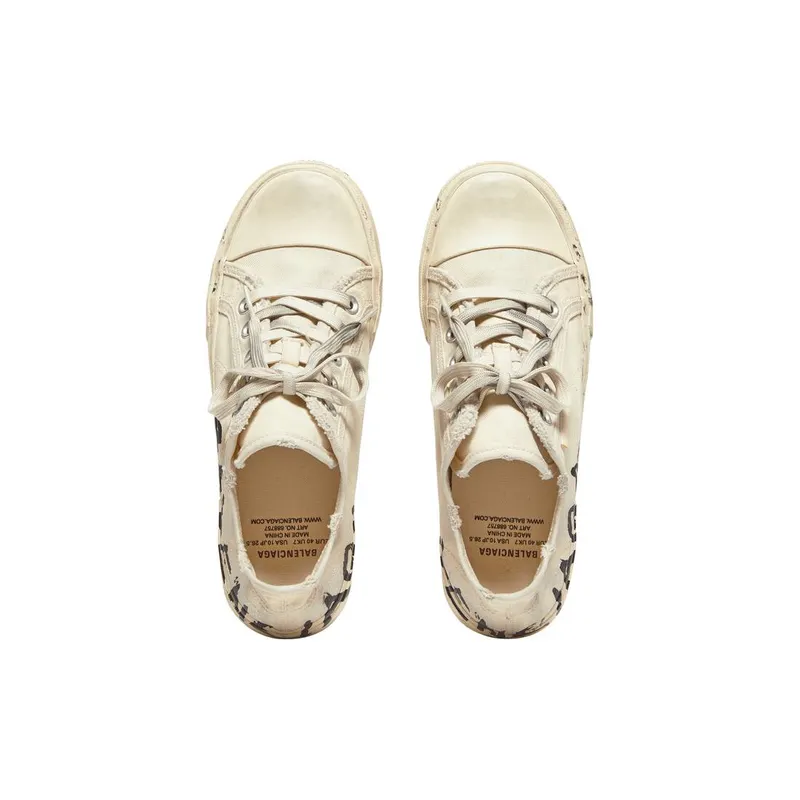 Balenciaga Paris Low Top Graffiti Trainers White (688757W3RR59010)