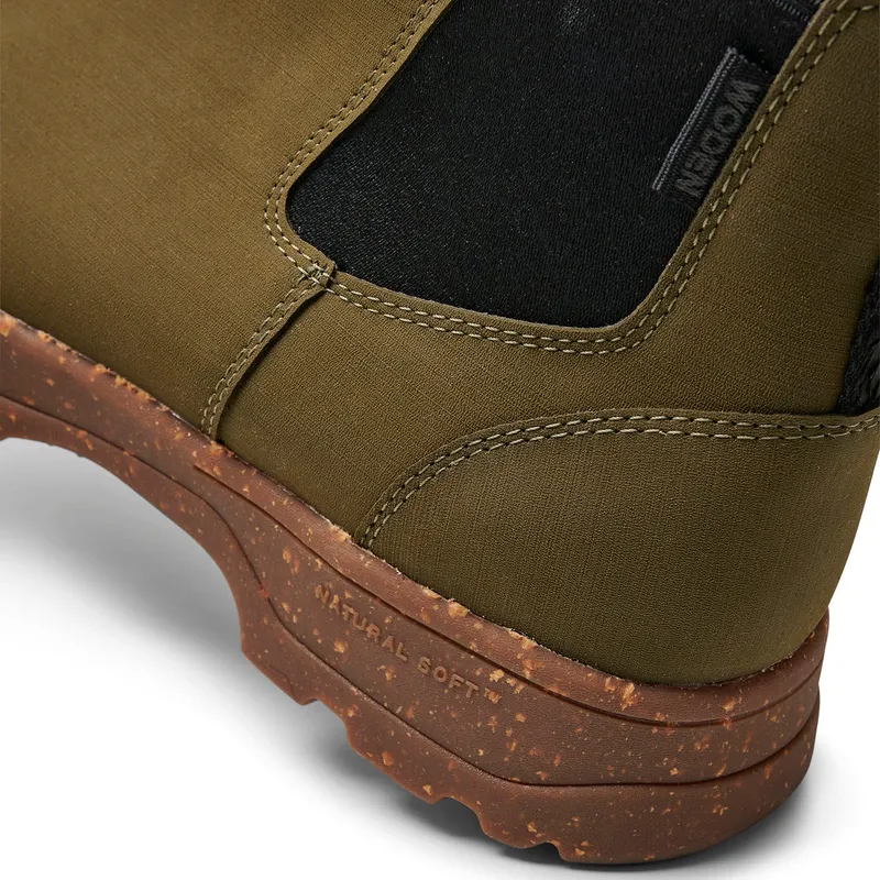Woden Melvin Track Waterproof Dark Olive/Gum (WM401 877)