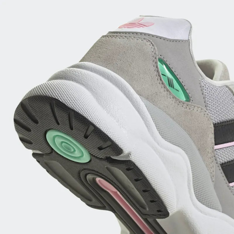 adidas Retropy F90 Light Solid Grey / Core Black / True Pink (FZ6602)