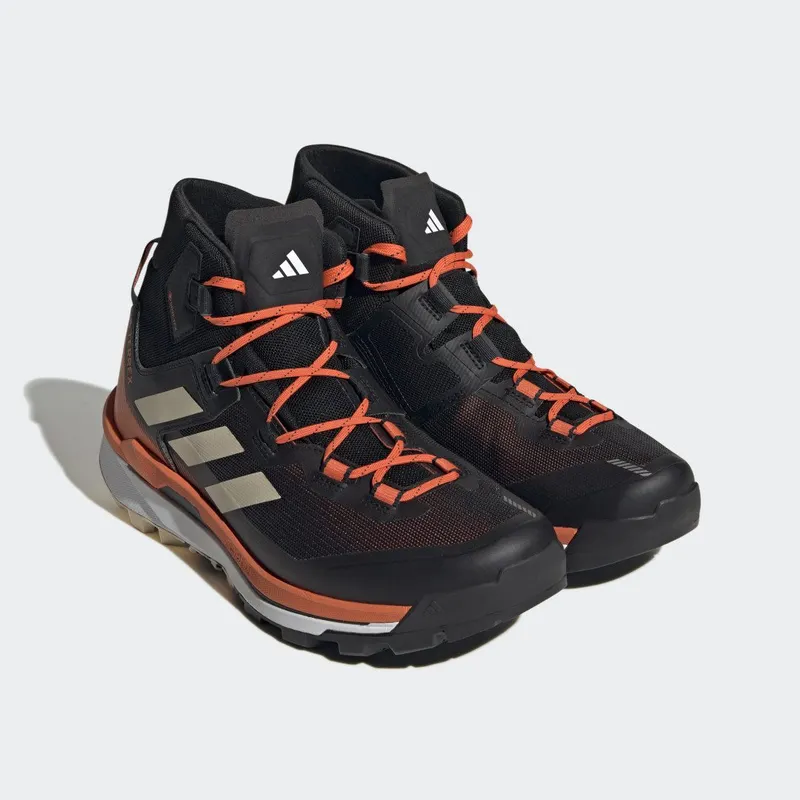 adidas Terrex Skychaser Tech GORE-TEX Hikingschoenen Core Black / Sand Strata / Impact Orange (GV9034)