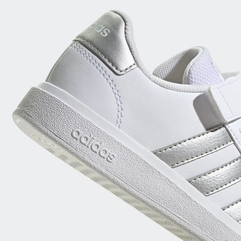 adidas Grand Court Court met Elastische Veters en Klittenband Cloud White / Matte Silver / Matte Silver (GW6516)
