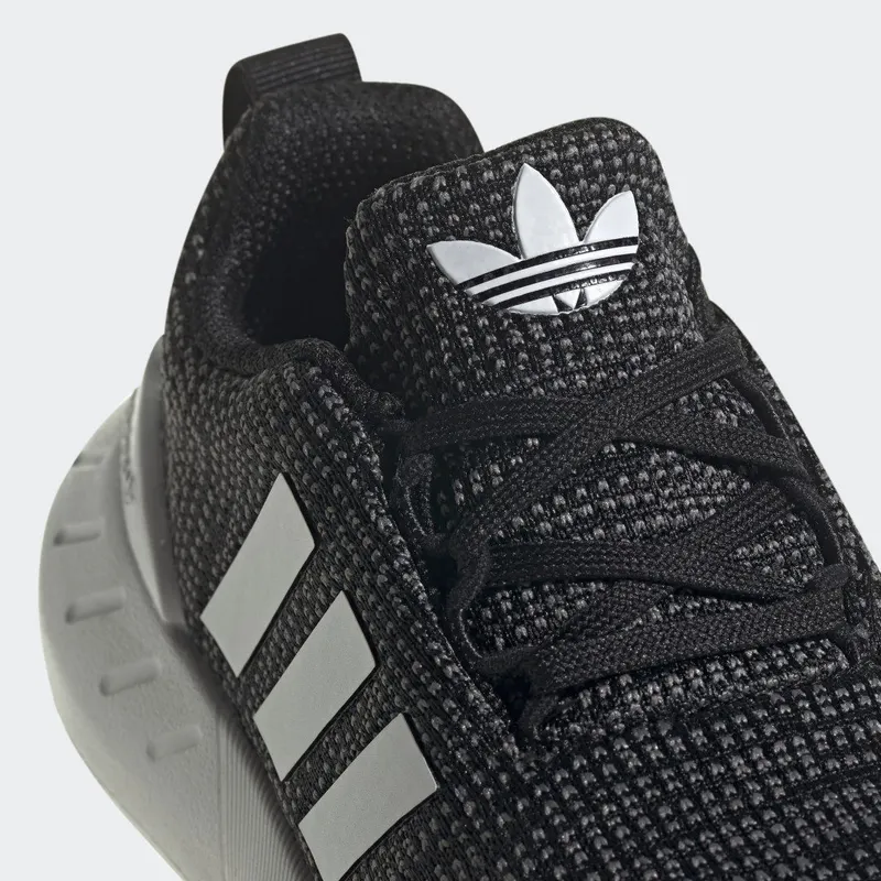 adidas Swift Run 22 Core Black / Cloud White / Grey Five (GW8180)