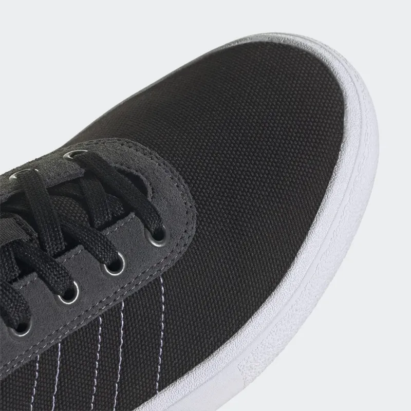 adidas Vulc Raid3r 3-Stripes Core Black / Cloud White / Matte Gold (H06283)