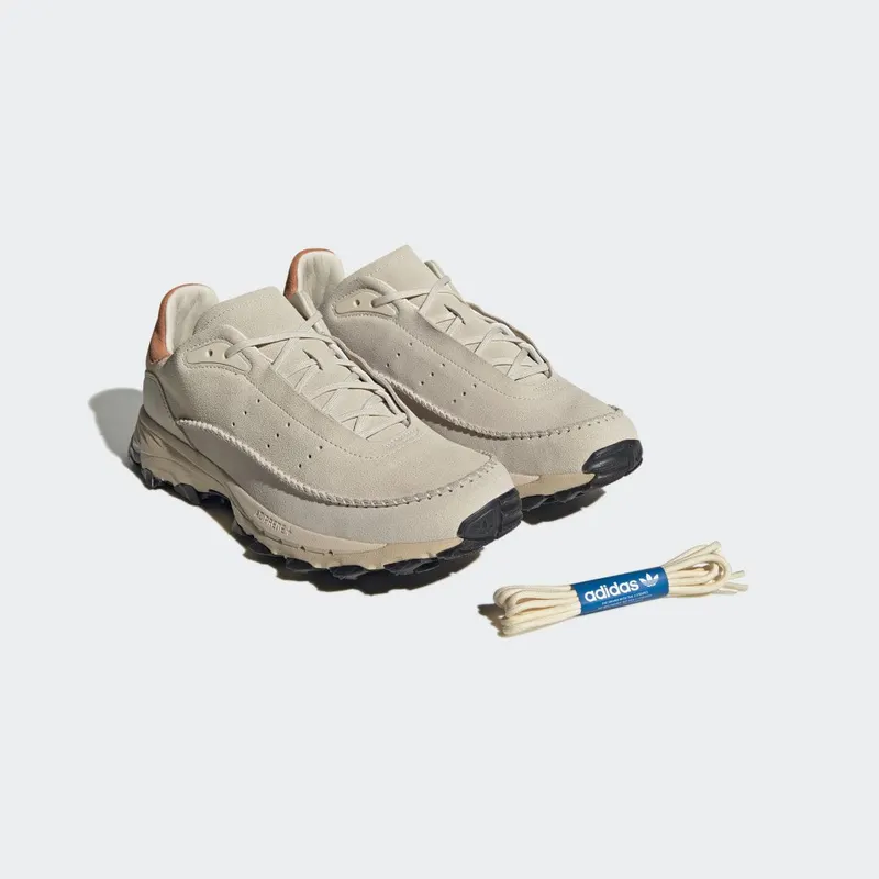adidas Mocaturf Adventure Chalk White / Chalk White / Wonder White (H06397)
