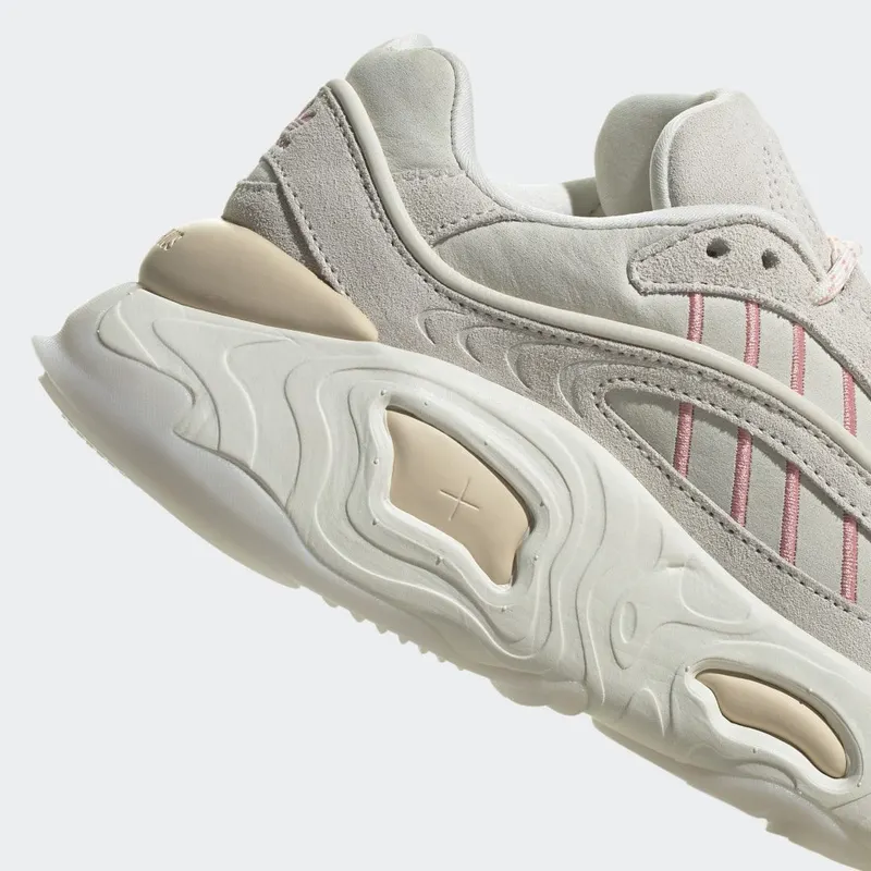 adidas Oznova Off White / Super Pop / Sand Strata (HP2885)