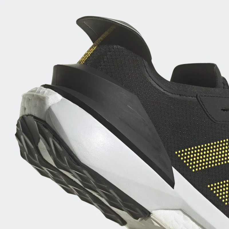adidas Avryn Core Black / Core Black / Solar Gold (HP5970)