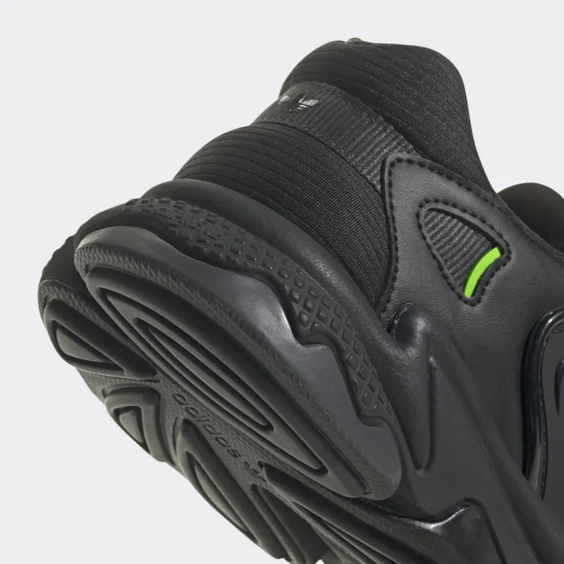 adidas Oztral Core Black / Core Black / Solar Green (HP6565)