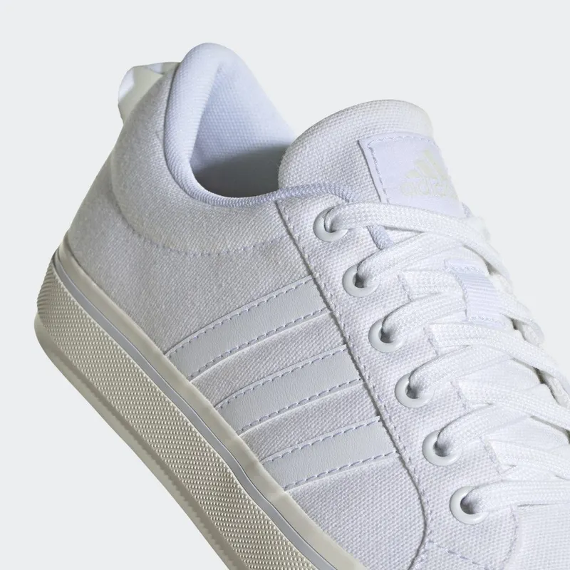 adidas Bravada 2.0 Lifestyle Skateboarding Canvas Cloud White / Cloud White / Chalk White (HP8000)