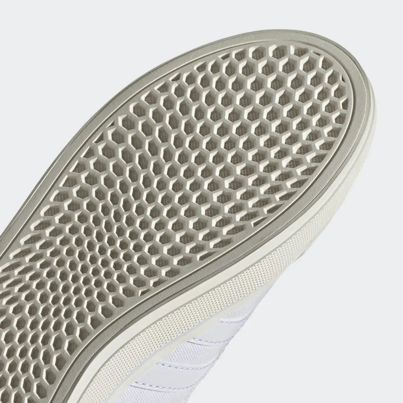 adidas Bravada 2.0 Lifestyle Skateboarding Canvas Cloud White / Cloud White / Chalk White (HP8000)