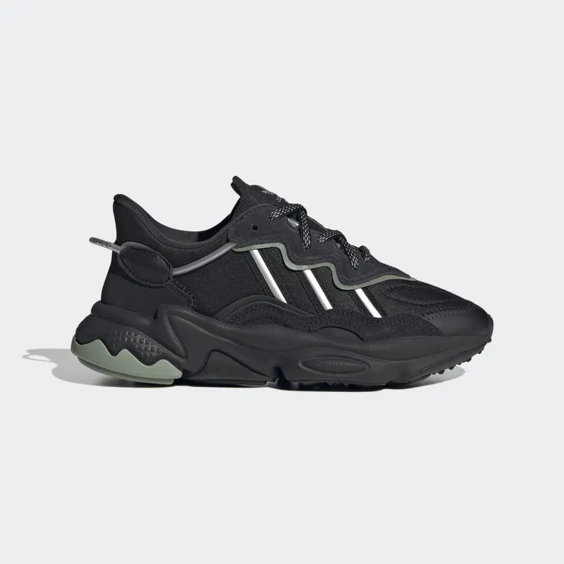 adidas OZWEEGO Core Black / Core Black / Silver Metallic (HQ1631)