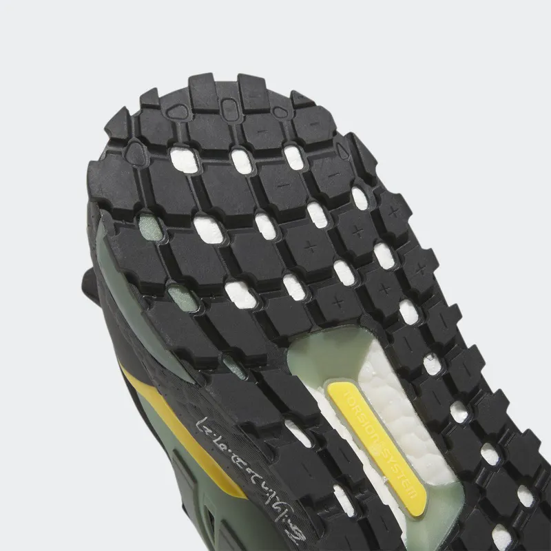 adidas Ultraboost 1.0 Core Black / Silver Green / Carbon (HQ4196)
