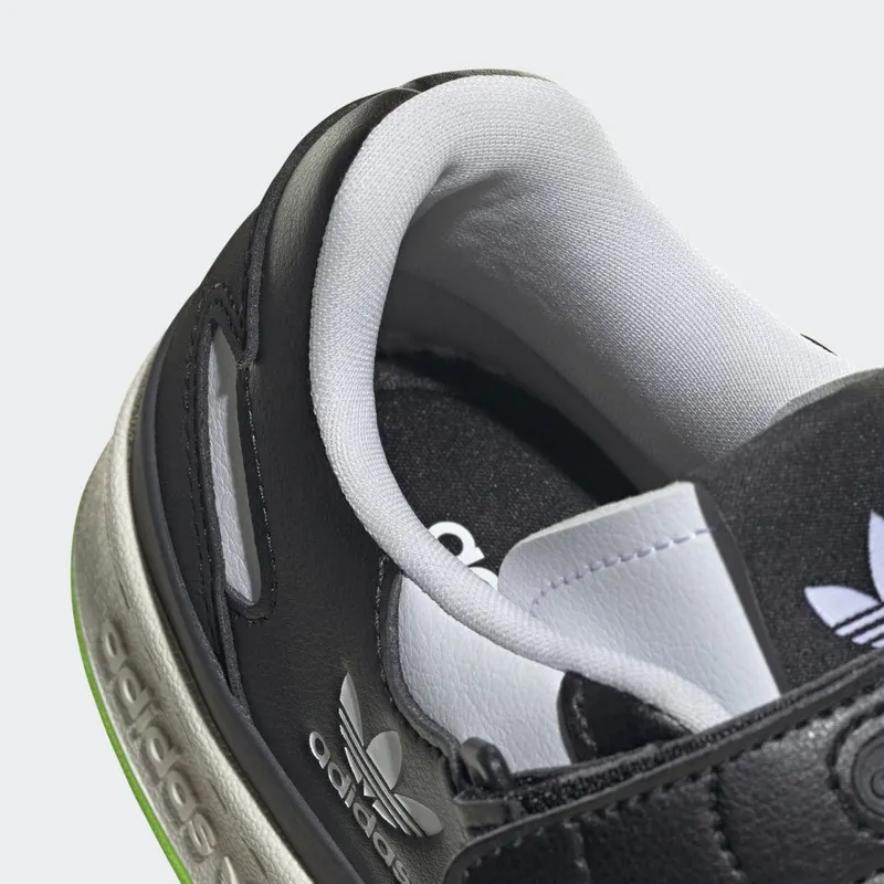 adidas Forum Low Core Black / Core Black / Off White (HQ4425)
