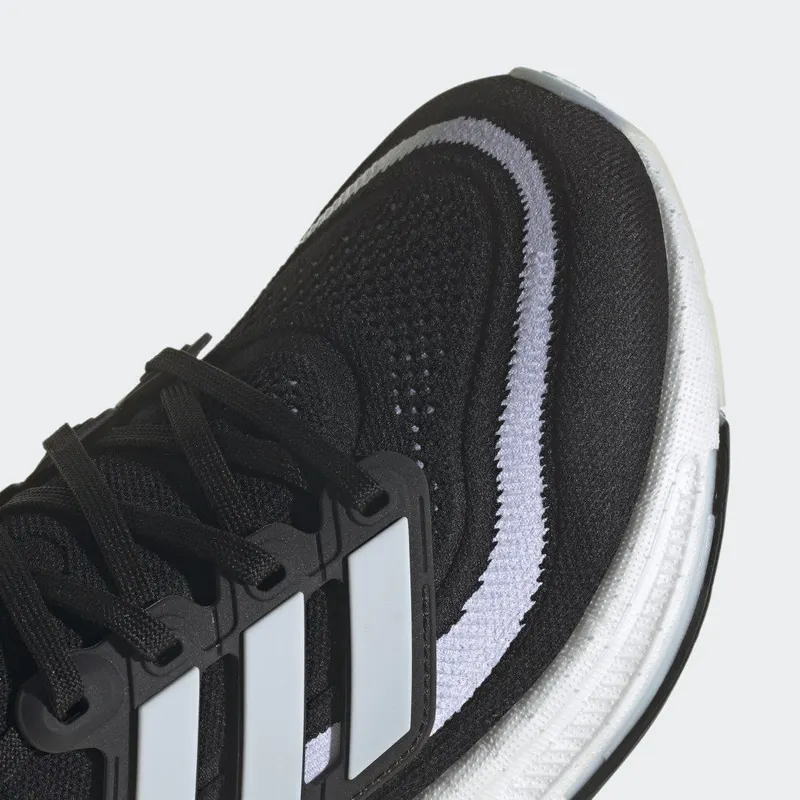 adidas Ultraboost Light Core Black / Cloud White / Core Black (HQ6345)