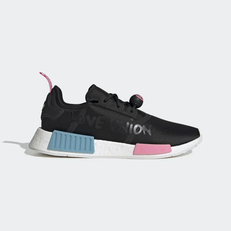 adidas NMD_R1 x André Saraiva Core Black / Cloud White / Core Black (HQ6859)