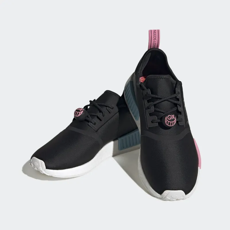 adidas NMD_R1 x André Saraiva Core Black / Cloud White / Core Black (HQ6859)