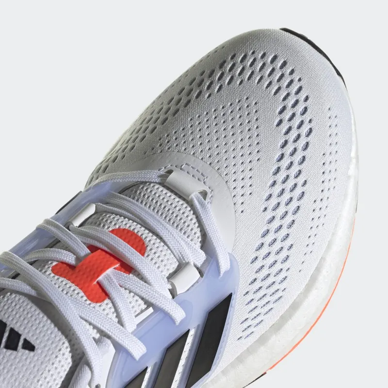 adidas Pureboost 22 Cloud White / Core Black / Blue Dawn (HQ8589)