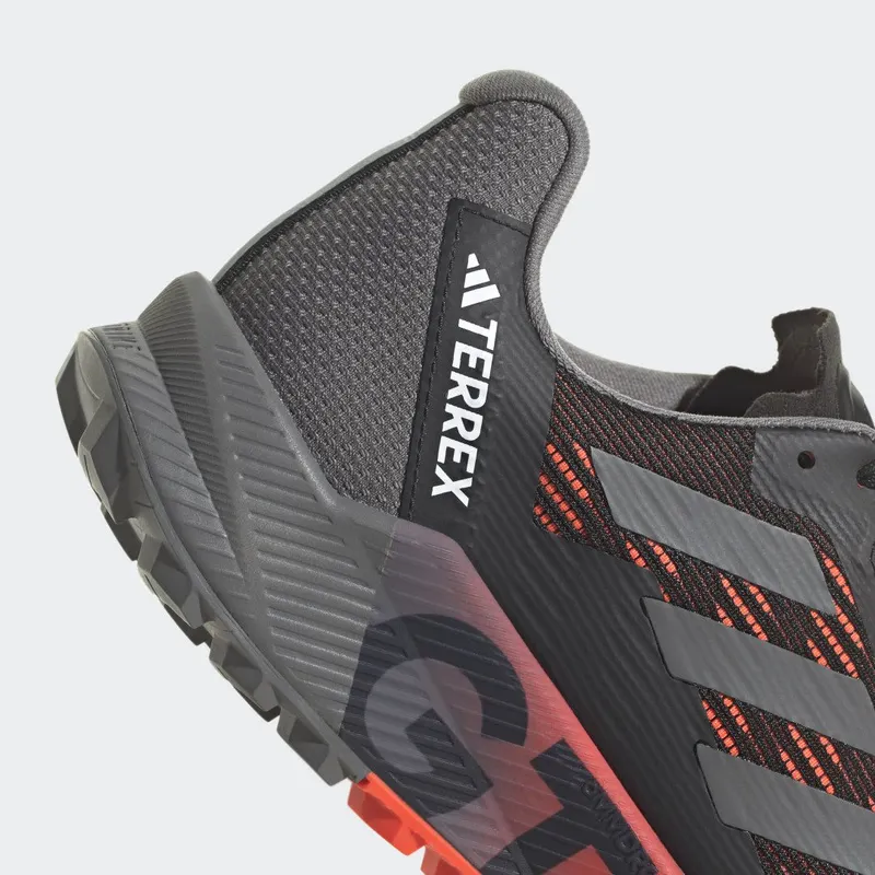 adidas Terrex Agravic Flow GORE-TEX Trail Running 2.0 Core Black / Grey Four / Cloud White (HR1109)