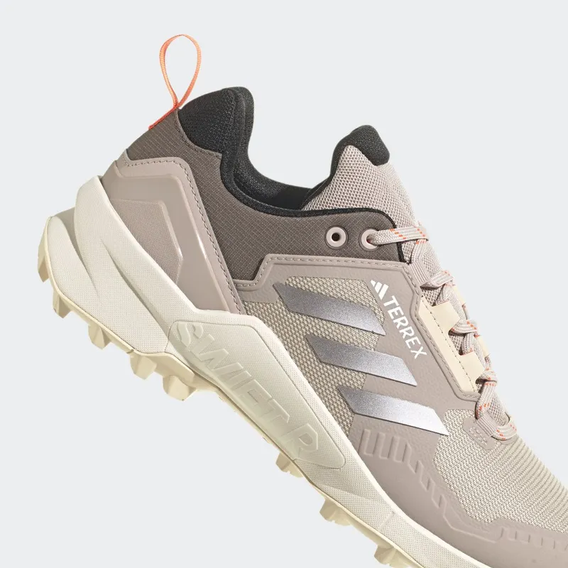 adidas Terrex Swift R3 Hiking Wonder Taupe / Taupe Met. / Earth Strata (HR1342)