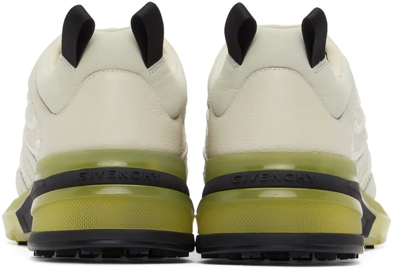 Givenchy Off-White GIV 1 Sneakers (BH004WH0V7)