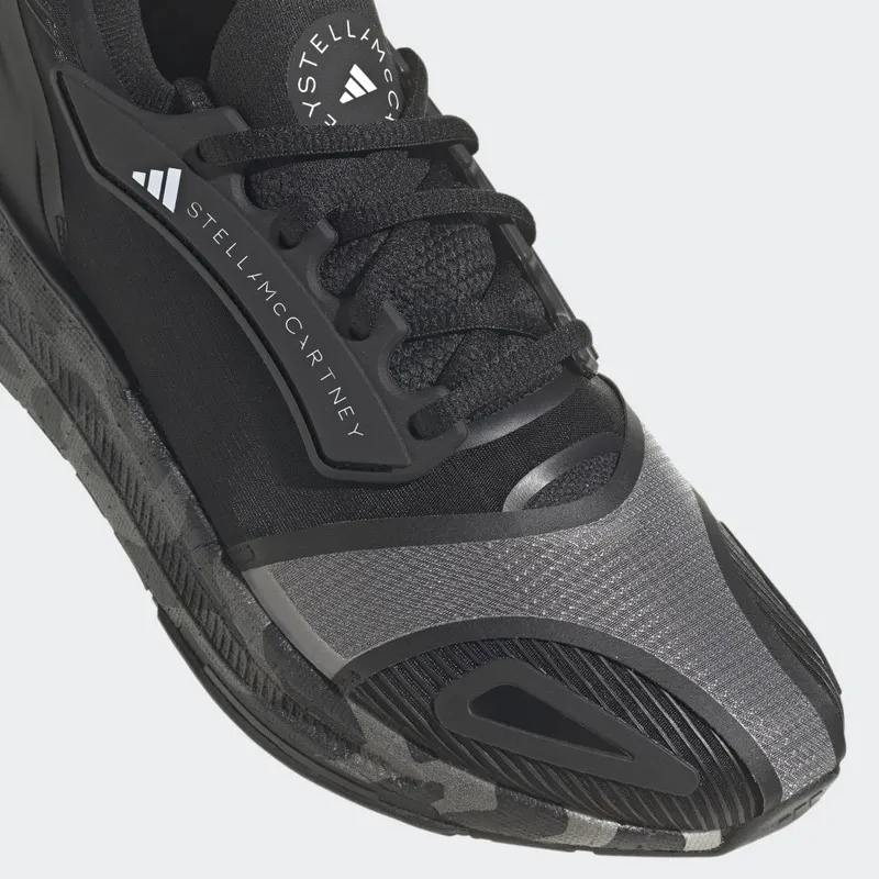 adidas adidas by Stella McCartney Ultraboost Light Core Black / Core Black / Cloud White (HQ8666)