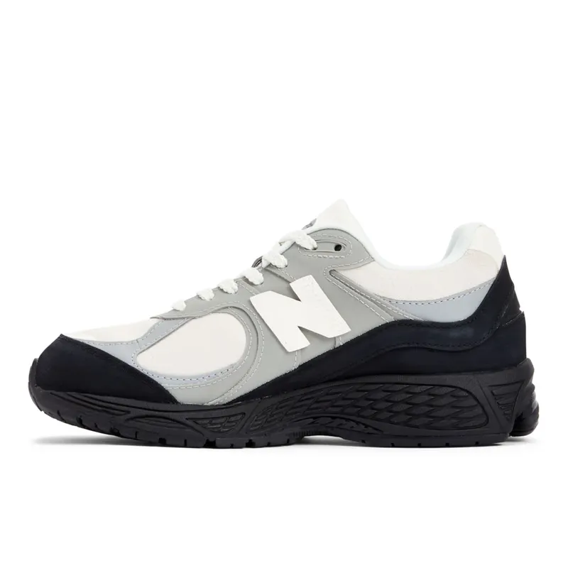 New Balance 2002 The Basement ‘Black’ Black / Grey / White (M2002RBA)