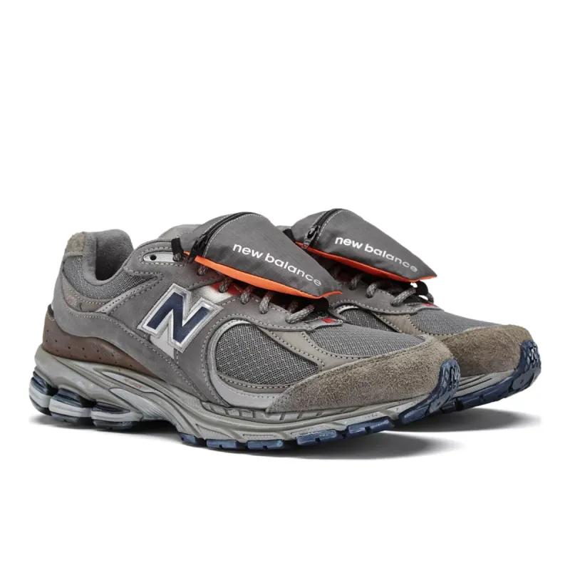 New Balance 2002R Grey Brown Pouch Castlerock / Natural Indigo (M2002RVA)