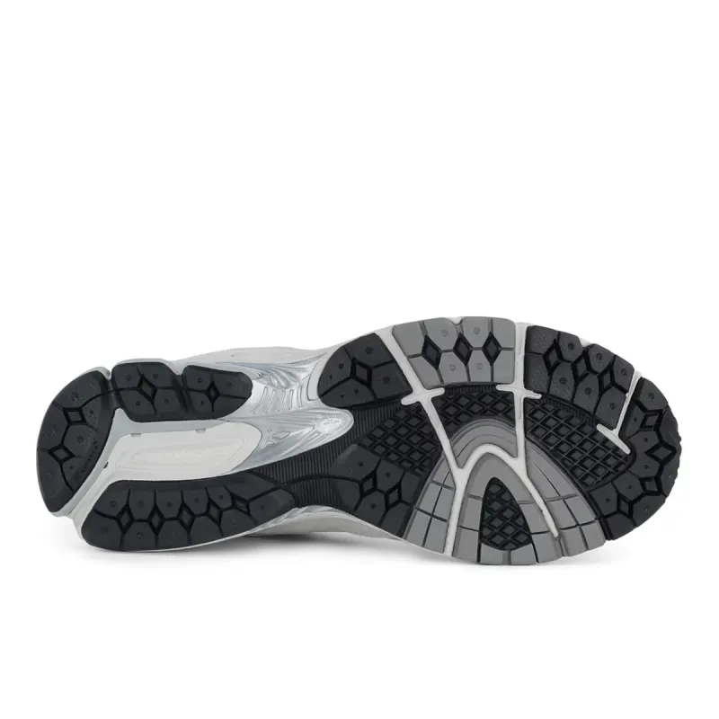 New Balance 2002R Grey Grey / Grey (ML2002R0)