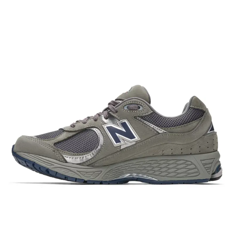 New Balance 2002R Light Grey Light Grey / Silver (ML2002RA)