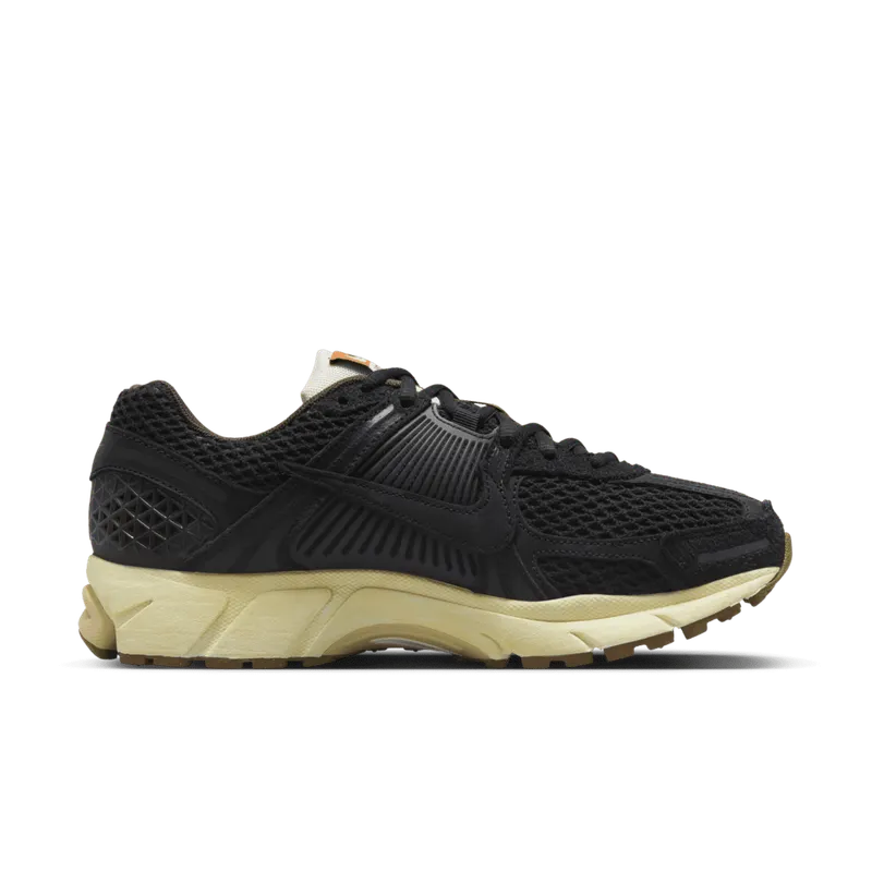 Nike Zoom Vomero 5 Black Sesame (W) Black / Black-sesame-coconut Milk (FD0533-010)