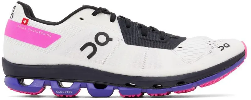 On White Cloudflash Sneakers (36.98435)