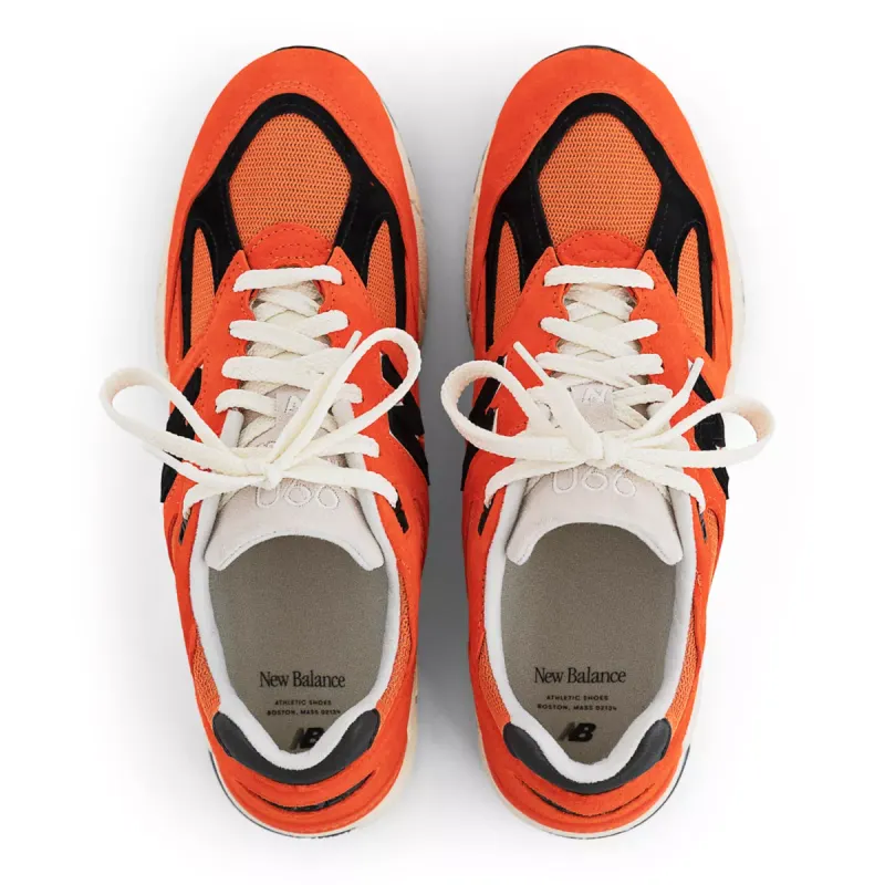 New Balance 990v2 MiUSA Marigold Marigold / Black (M990AI2)