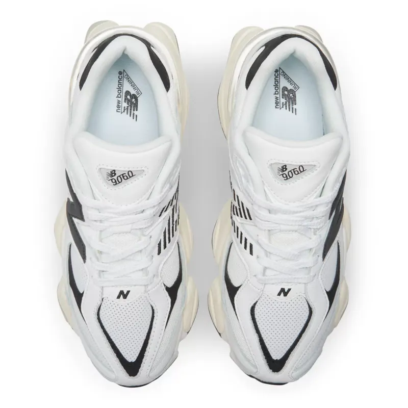 New Balance “White / Black / Sea Salt” (U9060AAB)
